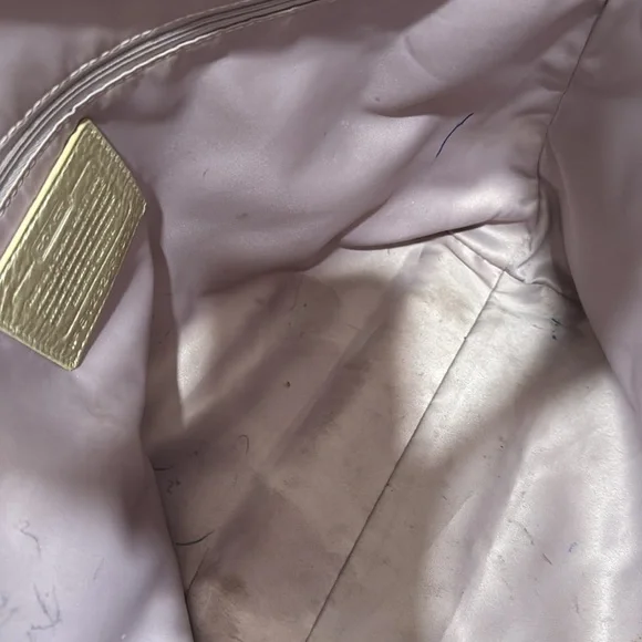 Coach Bag Laura Tote - Picture 13 of 17